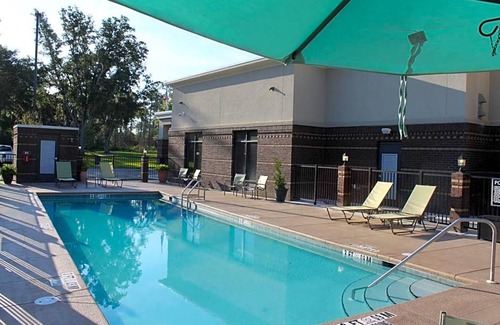 Bainbridge Hotel | 2-Star Hotel ∙ Hampton Inn Bainbridge, GA