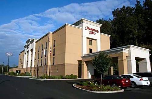 Cambridge Hotel | 2-Star Hotel ∙ Hampton Inn Cambridge
