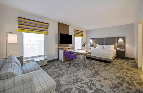 Umstead Hotel | 2-Star Hotel ∙ Hampton Inn & Suites Raleigh-Durham Airport-Brier Creek