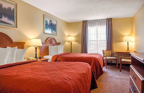 Bangor Hotel | 2-Star Hotel ∙ Quality Inn at Bangor Mall