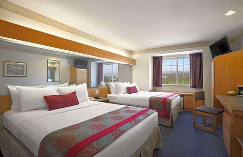 Bloomington Hotel | 2-Star Hotel ∙ Ramada Limited and Suites Bloomington