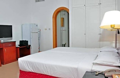 Abu Dhabi City Center Hotel | 2-Star Hotel ∙ Ramee Garden Hotel Apartments Auh
