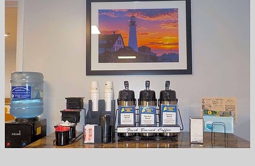 Presque Isle Hotel | 2-Star Hotel ∙ SureStay Hotel by Best Western Presque Isle