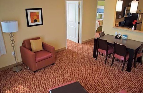 Vincennes Hotel | 2-Star Hotel ∙ TownePlace Suites by Marriott Vincennes