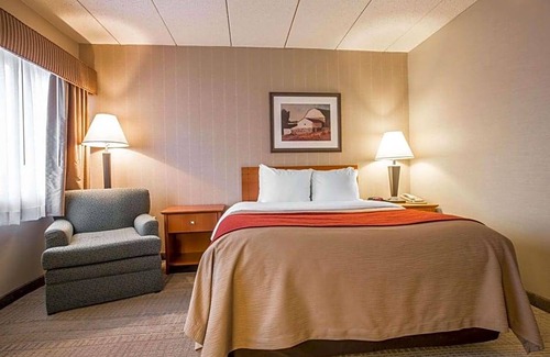 White River Junction Hotel | 2-Star Hotel ∙ Comfort Inn White River Junction