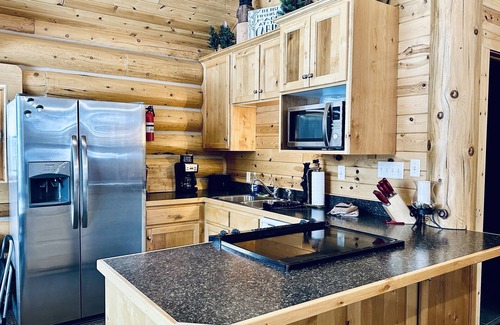 Island Park House | 20 Miles to West Yellowstone ~ Air Condition ~ Wifi