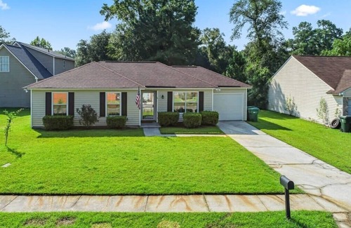 Savannah House | 20 Mins from the Airport- Sunny Soling Hideaway