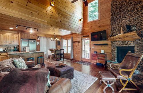 Cherry Log House | 20 Stanley Creek Trl