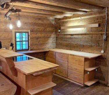 Zell Apartment | 200-Jahre altes Koschuta Bauernhaus