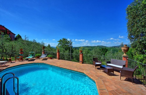 Donnini Villa | 200 m² Villa ∙ 3 bedrooms ∙ 6 guests