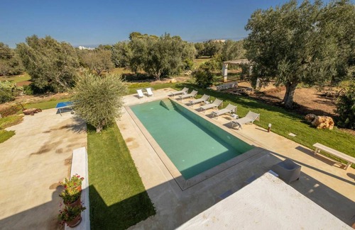 Carovigno Villa | 200 m² Villa ∙ 4 bedrooms ∙ 11 guests