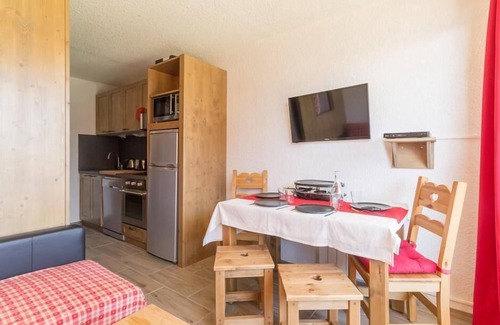 La Rosiere Apartment | 200m from ski slopes, 1st floor, terrace, tv, ski locker, 25m², La Rosière