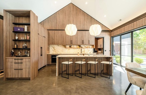 New Buffalo House | (2026 OPEN!) Luxurious New Buffalo Rental Has It All!