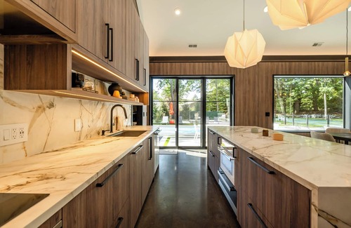 New Buffalo House | (2026 OPEN!) Luxurious New Buffalo Rental Has It All!