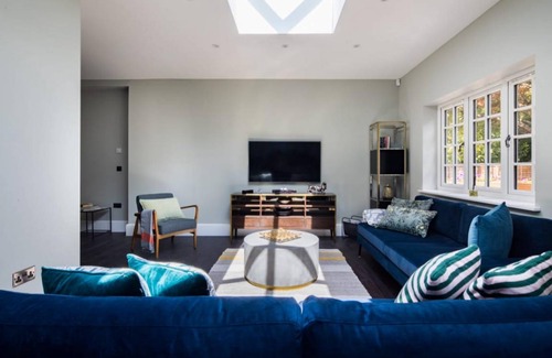 Windlesham House | 205 m² House ∙ 3 bedrooms ∙ 5 guests