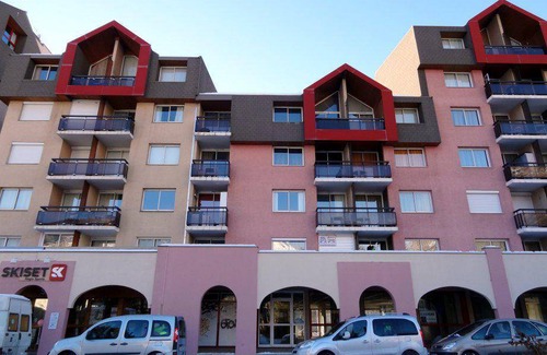 Briancon Apartment | 20m from ski slopes, 4th floor, balcony, ski locker, 30m², Serre Chevalier