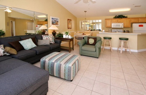 Calabash House | 2108 Commons II