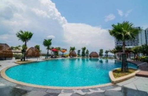 Nusajaya Apartment | 2113 Almas Suites Studio100mbps! Netflix By STAY