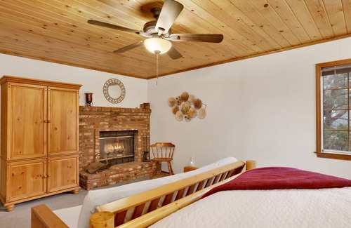 Big Bear Ski Chalet | 2184-malaburro Inn 2 Bedroom Home by Redawning