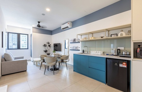 Downtown George Town Apartment | 22 Macalisterz