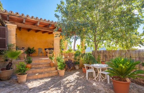 Alaro House | 231 m² House ∙ 2 bedrooms ∙ 4 guests