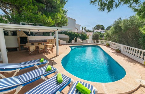 Es Canutells Villa | 231 m² Villa ∙ 5 bedrooms ∙ 10 guests