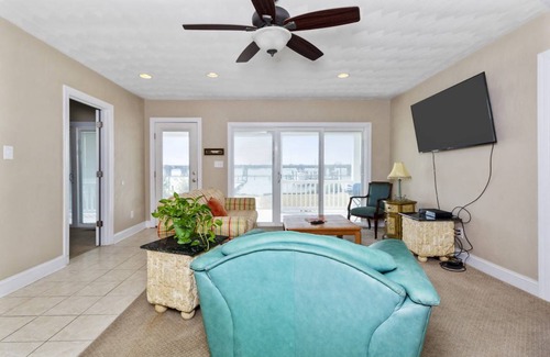 Willoughby Spit House | 232 m² House ∙ 3 bedrooms ∙ 8 guests