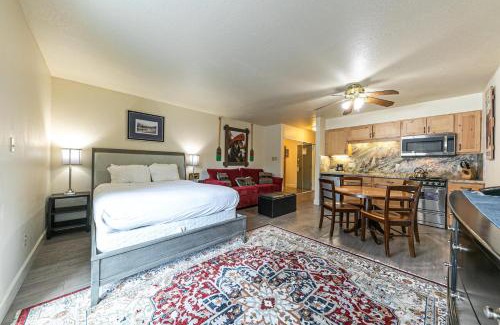 Truckee Apartment | 233 Bldg C condo