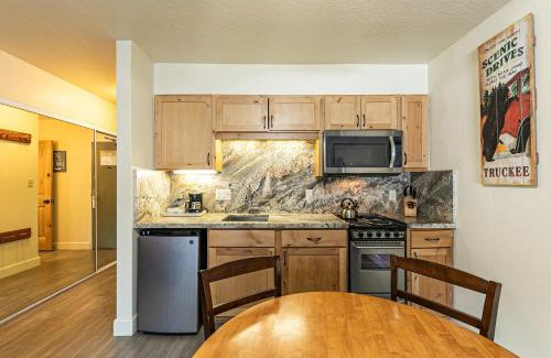 Truckee Apartment | 233 Bldg C condo