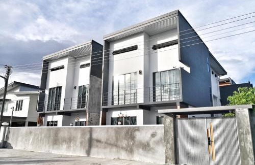 Tabuan Jaya House | 23Loft Kuching