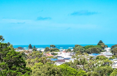 Encounter Bay House | 24 Laurie Ave Encounter Bay - Linen Included