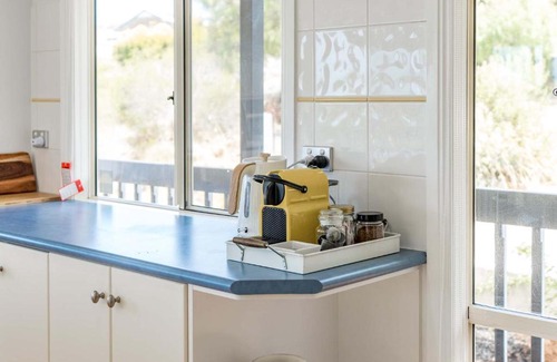 Encounter Bay House | 24 Laurie Ave Encounter Bay - Linen Included