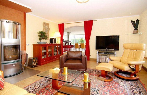 Grellsbull House | 240 m² House ∙ 3 bedrooms ∙ 4 guests