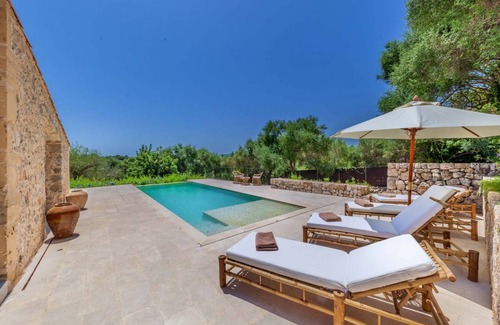 Pollensa Villa | 245 m² Villa ∙ 2 bedrooms ∙ 4 guests