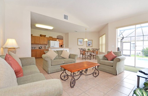 Tuscan Ridge House | 246 m² House ∙ 5 bedrooms ∙ 10 guests