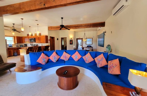 San Pedro Condo | 247 m² Condo ∙ 3 bedrooms ∙ 8 guests
