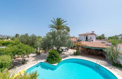 Les Palmeres Villa | 250 m² Villa ∙ 4 bedrooms ∙ 8 guests