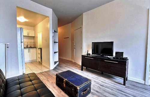 Vieux-Rosemont Apartment | 253 Cozy Apt with 2 balconies in Rosemont
