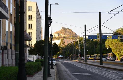 Athens City Centre House | 26 Amalias