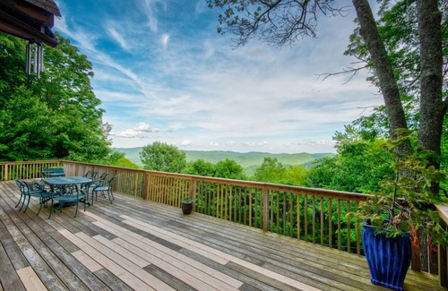 Seven Devils House | 263 m² House ∙ 5 bedrooms ∙ 12 guests