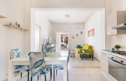 Torre Lapillo Apartment | 2698 Sud Sud Apartaments - Appartamento Sirena by Barbarhouse