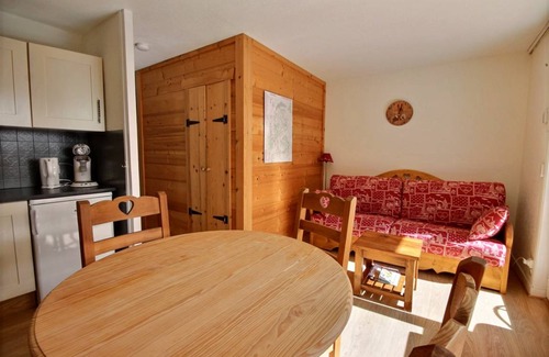 Saint-Jean-dʼAulps Apartment | 28 m² Studio flat ∙ 1 bedroom ∙ 5 guests
