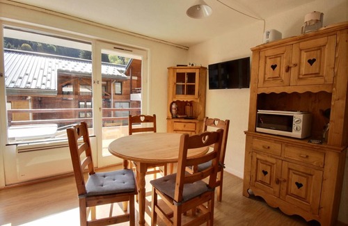 Saint-Jean-dʼAulps Apartment | 28 m² Studio flat ∙ 1 bedroom ∙ 5 guests