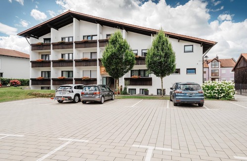 Safferstetten Apartment | 28 qm großes, helles 1-Zimmer-Appartement mit Balkon