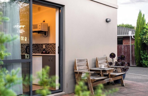 Upper Riccarton Hotel | 298 Westside Motor Lodge
