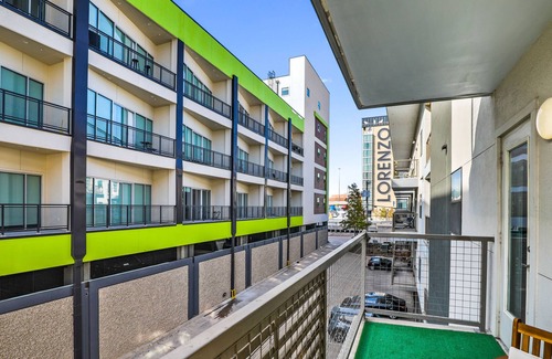 Cedars Condo | 2b/1b Modern Condo