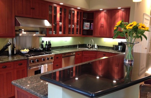 Nob Hill Apartment | 2BD 1BA Nob Hill Home w/Spa