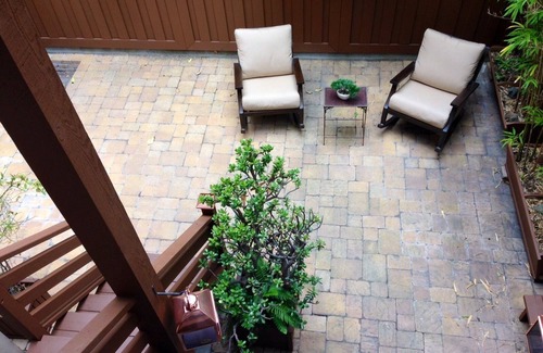 Nob Hill Apartment | 2BD 1BA Nob Hill Home w/Spa