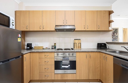 East Perth Apartment | 2BDR East Perth Getaway The intercom no longer works due to the hotel closure.