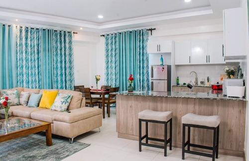 Kilimani Apartment | 2Bdr with Gym & Pool centrally located -2mins to Yaya Mall Kilimani